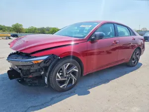 Hyundai Elantra 2.0L 4 2025