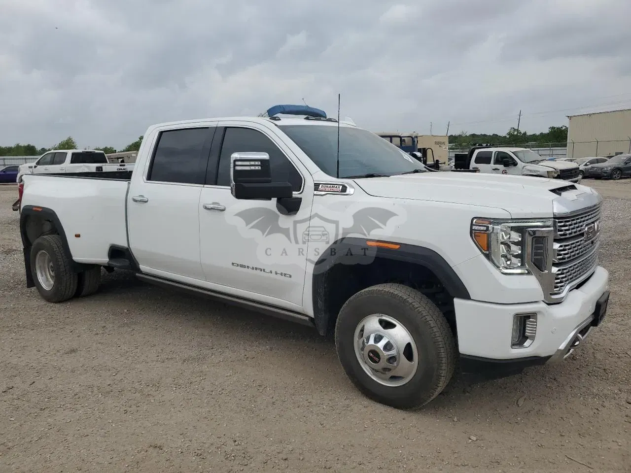 GMC Sierra K3500 DENALI 6.6L 8 2022