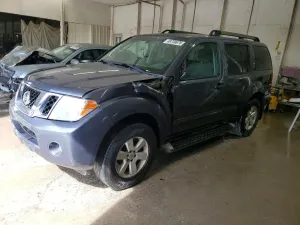 Nissan Pathfinder 4.0L 6 2011
