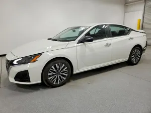 Nissan Altima 2.5L 4 2025