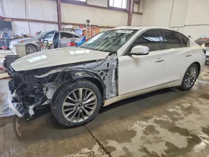 Infiniti Q50 2.0L 4 2018
