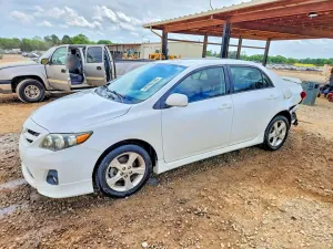 Toyota Corolla 1.8L 4 2011