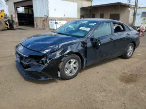 Hyundai Elantra 2.0L 4 2026