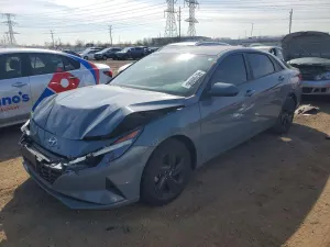Hyundai Elantra 2.0L 4 2021