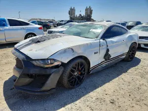 Ford Mustang 5.0L 8 2018