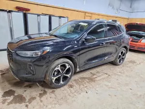 Ford Escape 2.0L 4 2025