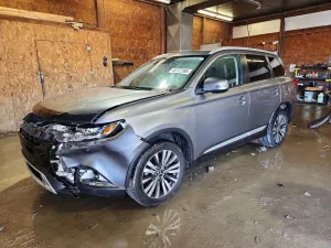 Mitsubishi Outlander 2.4L 4 2020