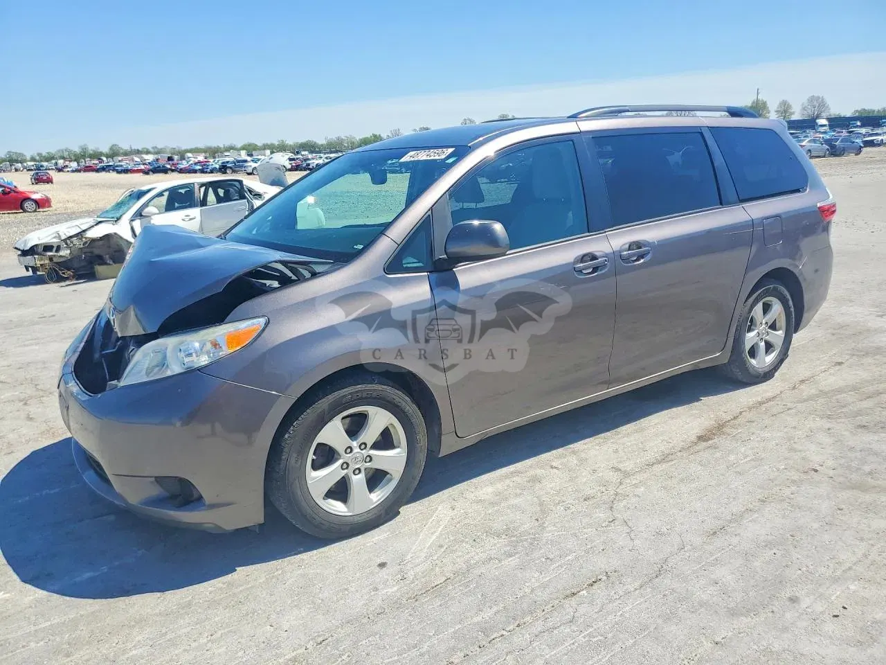 Toyota Sienna 3.5L 6 2016
