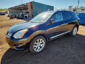 Nissan Rogue 2.5L 4 2013