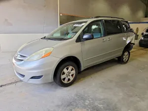 Toyota Sienna 3.3L 6 2006