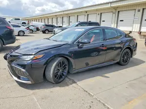 Toyota Camry 2.5L 4 2021
