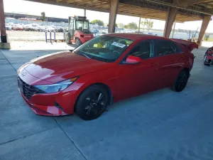 Hyundai Elantra 2.0L 4 2022