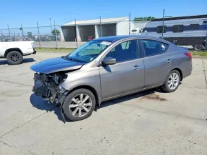 Nissan Versa 1.6L 4 2015