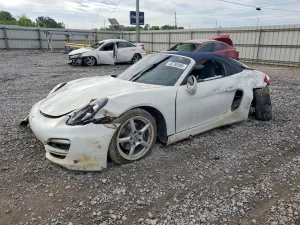 Porsche Boxster 2.7L 6 2013