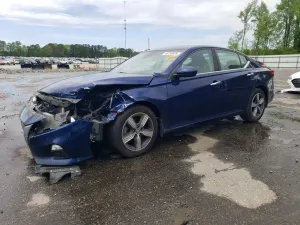 Nissan Altima 2.5L 4 2020