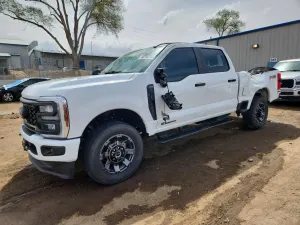 Ford F-250 6.7L 8 2024