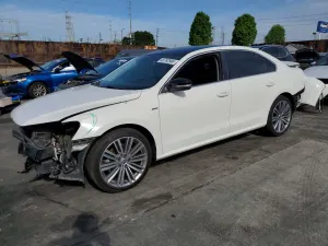 Volkswagen Passat 1.8L 4 2015