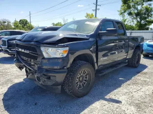 RAM 1500 3.6L 6 2021