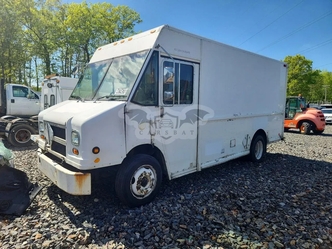 Freightliner MT-45 5.9L 6 2004