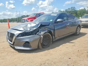 Nissan Altima 2.5L 4 2020