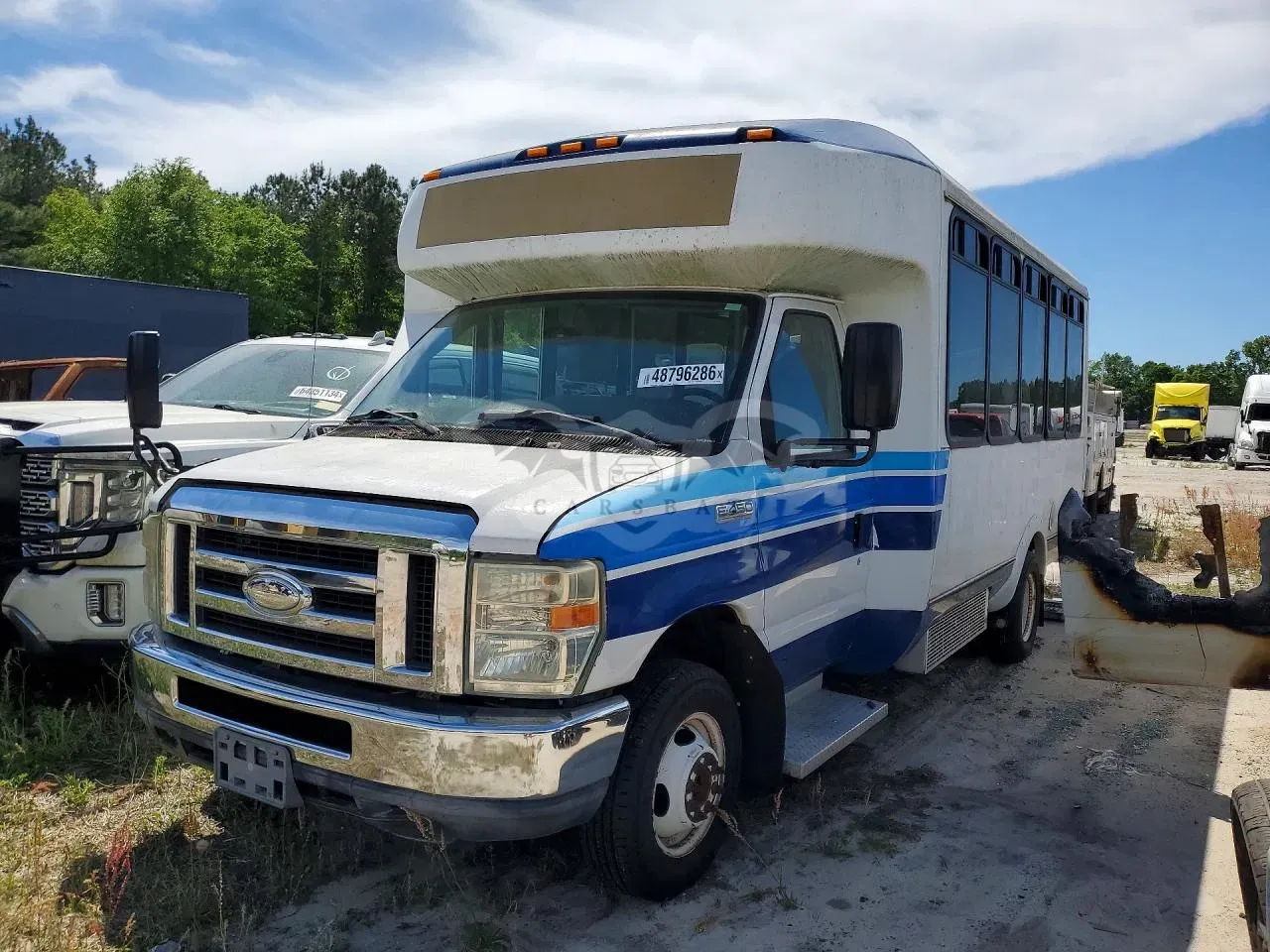 Ford Econoline 6.8L 10 2015