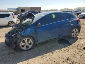 Hyundai Elantra 2.0L 4 2015