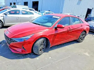 Hyundai Elantra 2.0L 4 2023