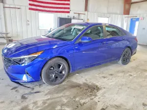 Hyundai Elantra 2.0L 4 2023