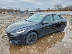 Hyundai Elantra 2.0L 4 2023