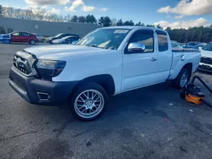 Toyota Tacoma 2.7L 4 2013