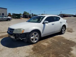 Dodge Avenger 2.4L 4 2011