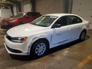 Volkswagen Jetta 2.0L 4 2014