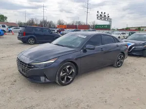 Hyundai Elantra 2.0L 4 2022