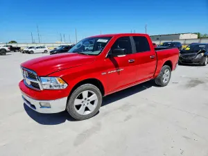 Dodge RAM 5.7L 8 2011