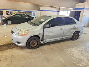 Toyota Yaris 1.5L 4 2011