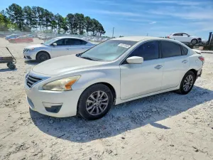 Nissan Altima 2.5L 4 2015