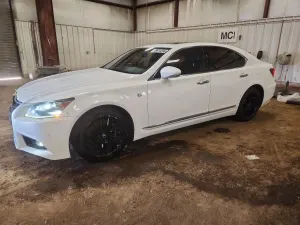 Lexus LS 4.6L 8 2013