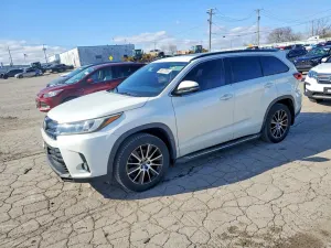 Toyota Highlander 3.5L 6 2017