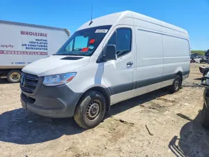 Mercedes-Benz Sprinter 2.0L 4 2022
