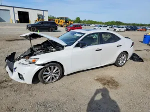 Lexus IS 2.0L 4 2016