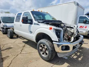 Ford F-350 6.7L 8 2012