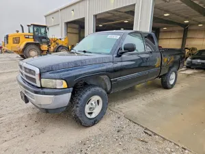 Dodge RAM 5.9L 8 2001