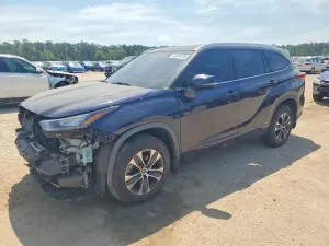 Toyota Highlander 3.5L 6 2020