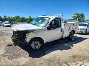 Ford F-250 6.2L 8 2011