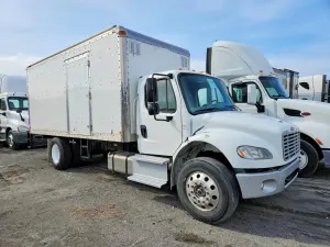 Freightliner Business Class M2 6.7L 6 2015