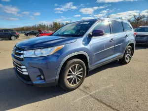 Toyota Highlander 3.5L 6 2019