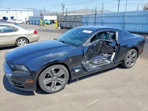 Ford Mustang 3.7L 6 2014