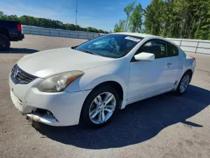 Nissan Altima 2.5L 4 2013