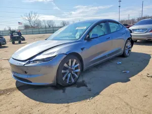 Tesla Model 3 2025