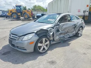 Mercedes-Benz E 3.5L 6 2013
